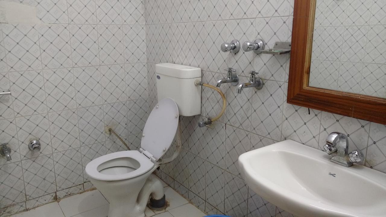 Hotel Brahma Kamal Joshīmath エクステリア 写真